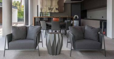 Impact du mobilier sur le dos : guide pratique